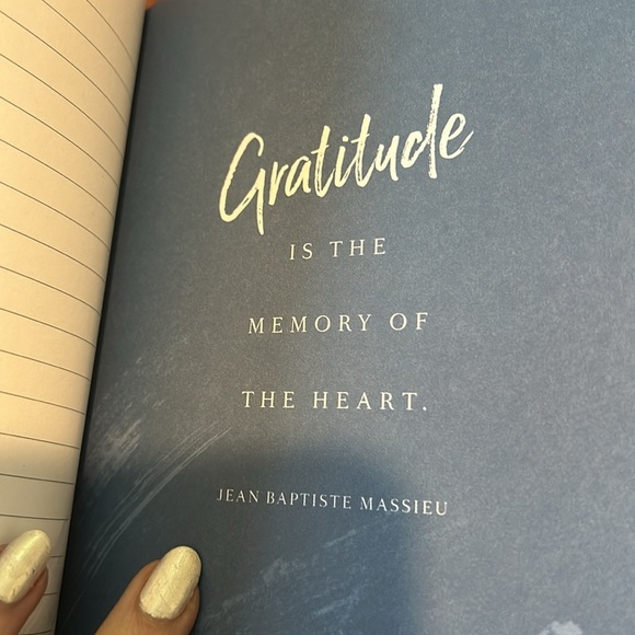 Simply Grateful Reflection Journal - Picture 6 of 8